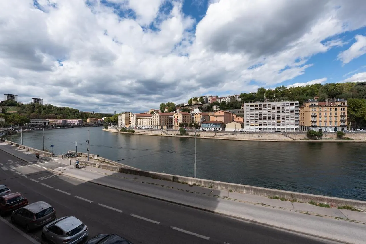 Apartamento Le Loft Ethnic - Avec Jolie Vue Sur La Saone Lyon 0*,